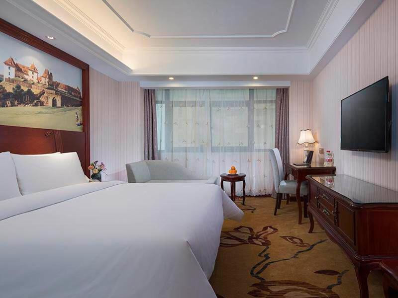 Vienna International Hotel Fenghua Zhongshan Road Zewnętrze zdjęcie
